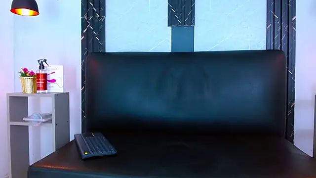 Czat XXX na żywo – Feiccer_Castquer