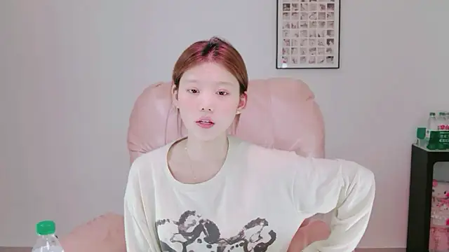 Chat +18 de yang_12 ao vivo