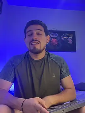 williamsmiiths16n Live XXX chat