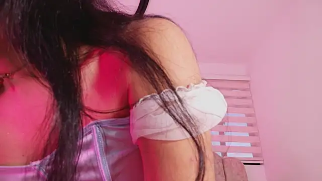 Malaia_thompson_ Chat XXX in diretta