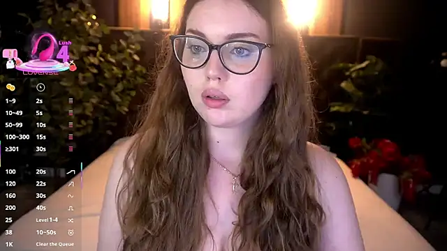 LuxSopphian Live XXX chat