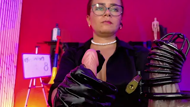 MistressSlut1: онлайн-секс-чат