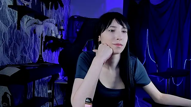 SeraphineSpardaのライブXXXチャット