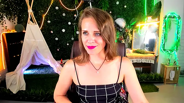 Chat +18 de EmiliaBedy ao vivo