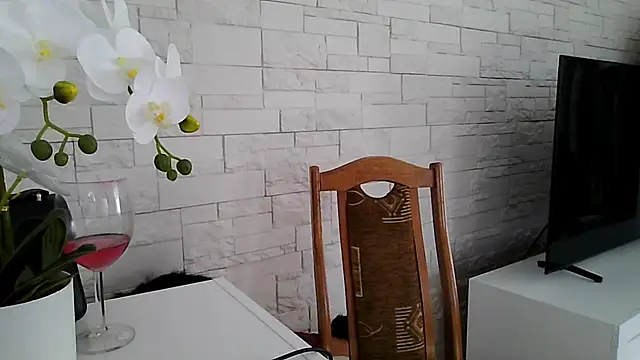 JuliaLovely Live XXX-Chat