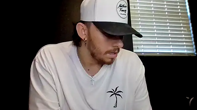 Chat XXX en directo de Mikecloudyhawk