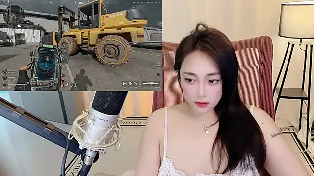 Daisy-77 Live XXX-chat