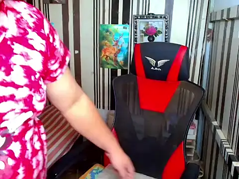 UnCut_Cock_Ts webkamerás műsora