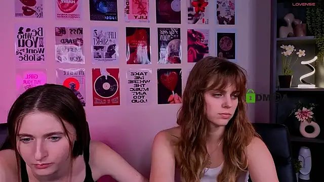 nekky_mouse Adlı Modelin Canlı XXX Sohbeti