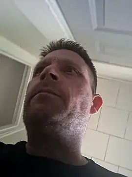 curiouscock38's Live XXX Chat