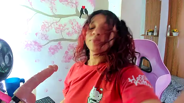 Emily_Coper18のライブXXXチャット