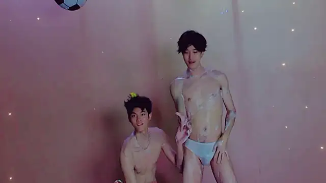 TNT-888のライブXXXチャット