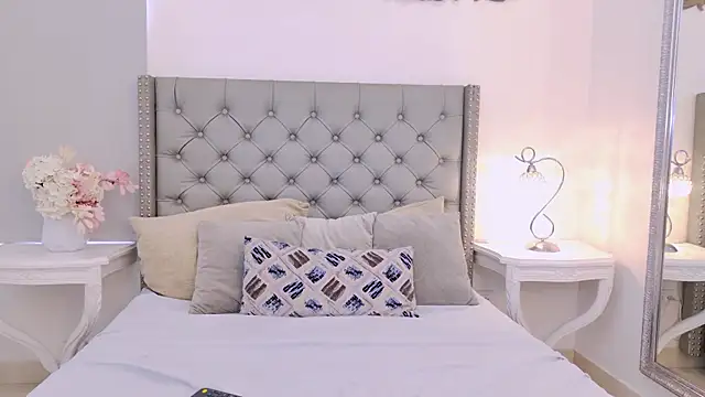 Онлайн чат XXX SelenaBelair