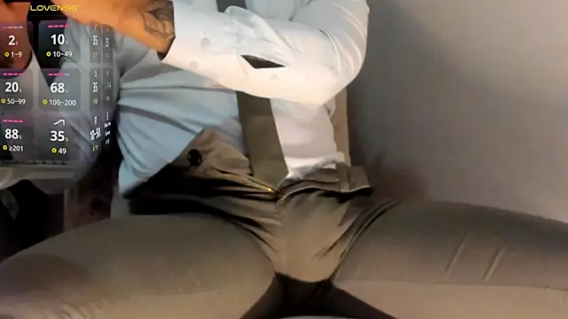 Chatroom XXX en direct de MarkWalker__