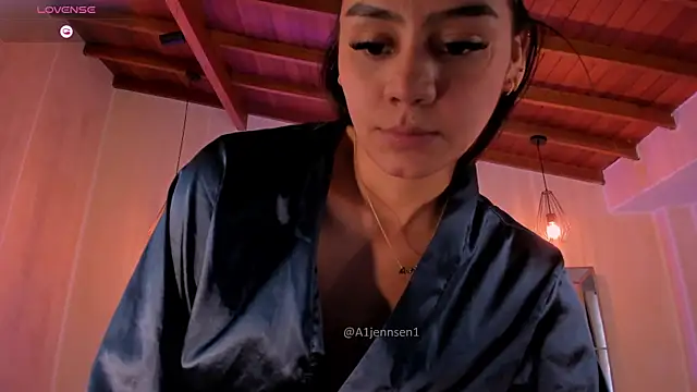 AllyJensen live XXX chat