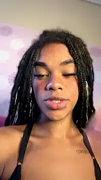 Cammgirlmii's Live XXX Chat