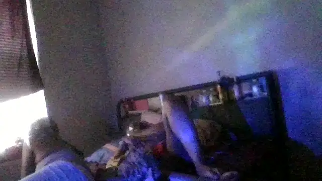BedazedFirefly 现场XXX聊天