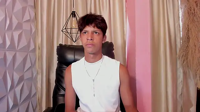 Ethan_qop Live XXX-Chat