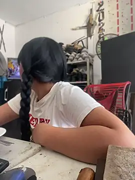 Chat +18 de Katy_RoseX ao vivo