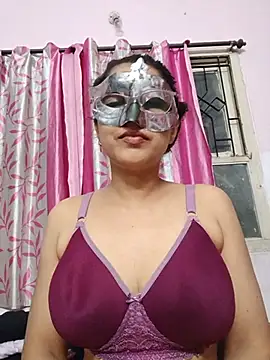 Czat XXX na żywo – thanusi_2