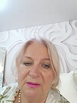 Chat +18 de AvrilMillers ao vivo