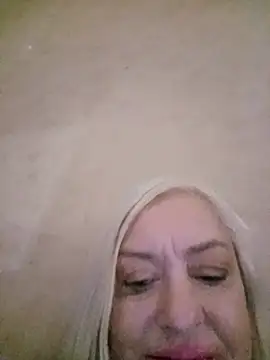 Julia20X Obrolan Langsung XXX