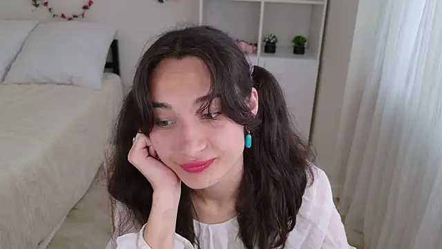 Eleonora_Sun Chat XXX live