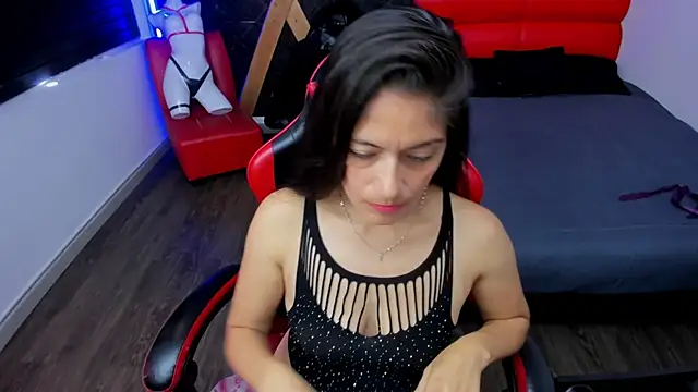 AnnyMilet_ Chat XXX live