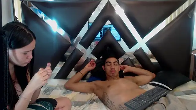 Živý XXX chat Milo_and_Mily