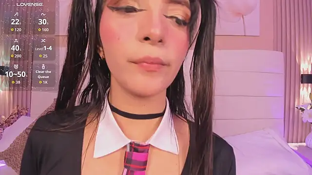 LisaLain's Live XXX Chat