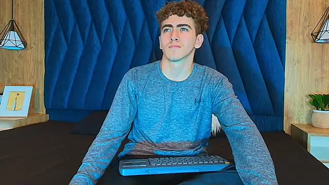 Tyler_Mcrey Webcam-Show