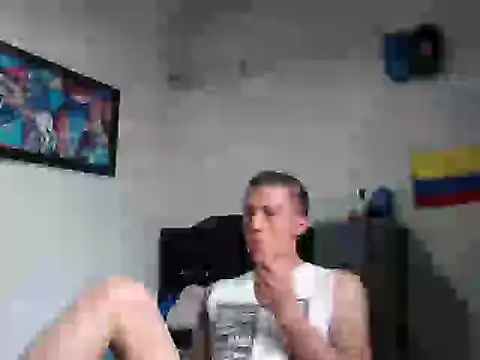 Stiiveen777's Live XXX Chat