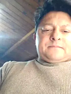 Chatlitos4879 Show Webcam