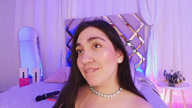 Živý XXX chat KathiaJenner