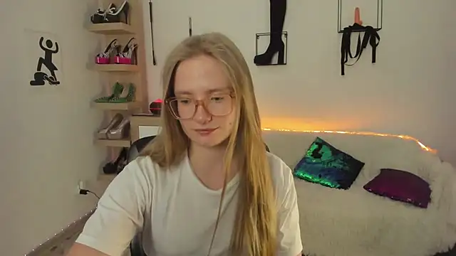 NancyHottie's Live XXX Chat