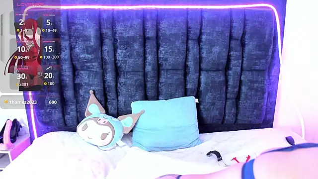 Aurora_Doll_: онлайн-секс-чат