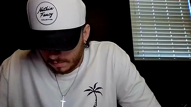 Mikecloudyhawk's Live XXX Chat