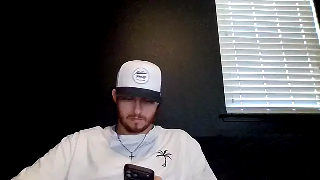 Chat XXX en directo de Mikecloudyhawk