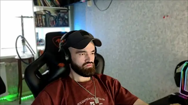 _Serious_Man – Naživo XXX chat