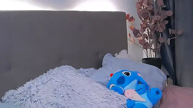 Chat +18 de SofiaHill ao vivo