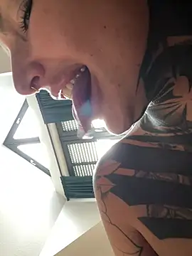 KathaleaNoir Live XXX-chat