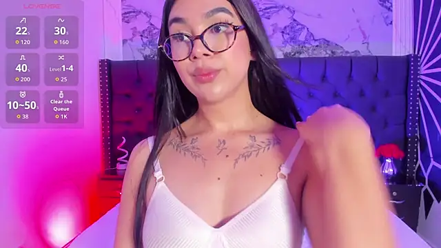 RoseCassie Live XXX Chat