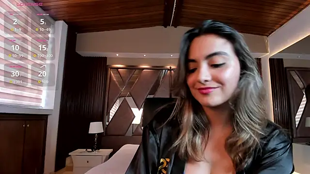 IsabellaaJoness 现场XXX聊天