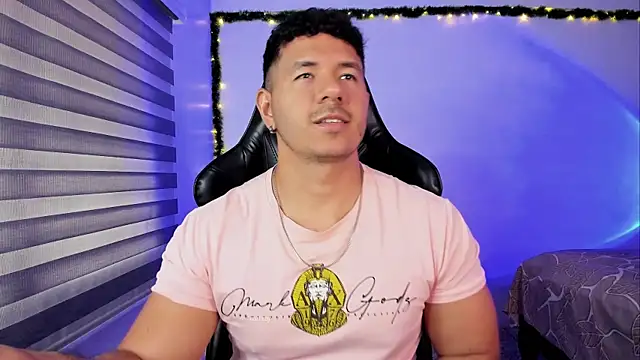 XXX chat uživo modela ransoj