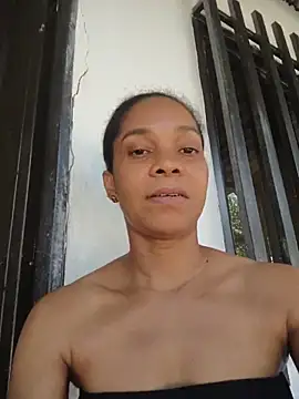AstridMonroee Chat XXX in diretta