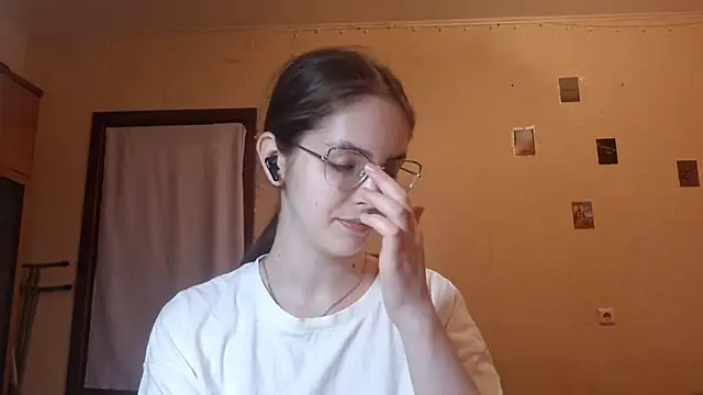 Katelemon Chat XXX live