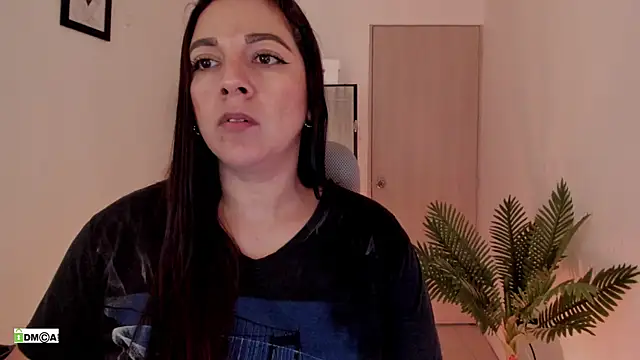Chat XXX en directo de urcute_kitten