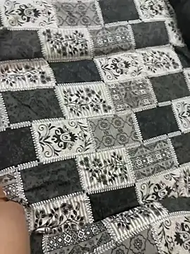 indianshycouple's Live XXX Chat