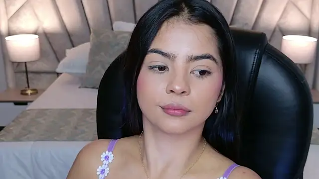 Layla_BreezeeのライブXXXチャット