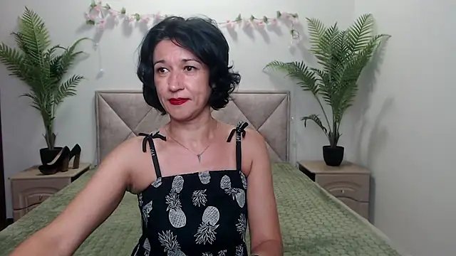Chatroom XXX en direct de CameronEnns